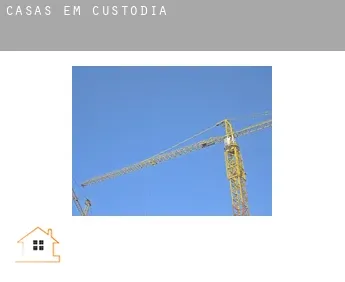 Casas em  Custódia